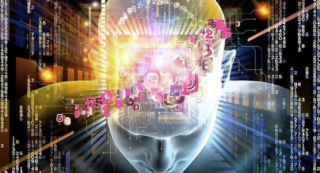 Rus giriimcilerin &#8216;Nro-chat' adn verdikleri bu proje, sinirsel bir kulaklk ve zel bir arayze sahip olan bir tr bilgisayar yazlm. Hastann bana yerletirilen elektrotlar, kablosuz bir balk grevi gryor. Hasta, alfabenin dizili olduu ekrana bakarak setii kelimeye odaklanyor ve bu ekilde yaz yazabiliyor.