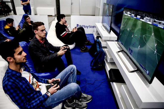 Fuar boyunca eitli oyun etkinlikleri ve konferanslar devam edecek. Etkinlik 3 ubat Pazar gnne kadar ziyaretilerine ak olacak.