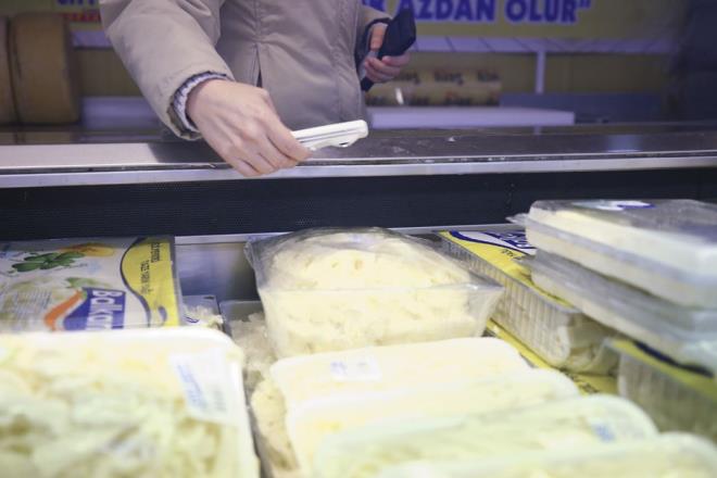 Gdalardan alnan rnekler analiz edilmesi iin laboratuvarlara gnderildi.