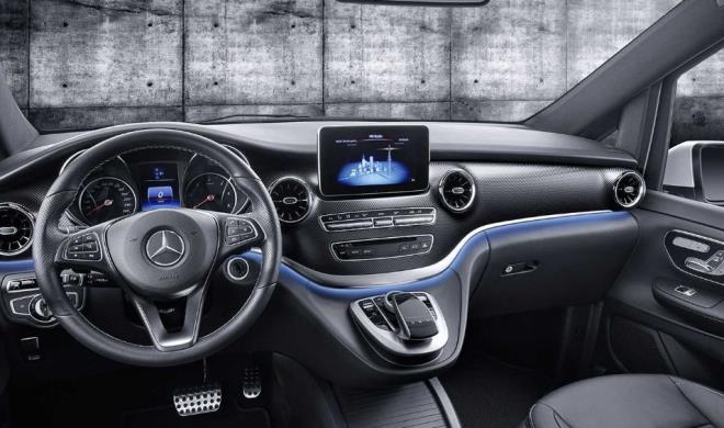 9 LER: Ani hzlanma durumlarnda "overboost" adndaki zellik sayesinde de aracn tork miktar ekstradan 30 Nm kadar artabiliyor. Bu versiyondaki anzman 9 ileri otomatik iken, sr sistemi ise arkadan iti eklinde. Tabii 4MATIC adl 4 tekerden eki sistemi de opsiyonel olarak alnabiliyor.