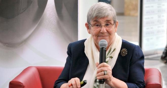 "TANSYON YKSEKLNDEN ETL KANSERLERE KADAR"   Trigliseritler 22 tr hastalk retiyor. Tansiyon ykseklii, kan yalarnn altst olmas, damar tkankl, damar sertlii ve kanserler. O halde tehlikeli olan kolestrol falan deil trigliserittir.