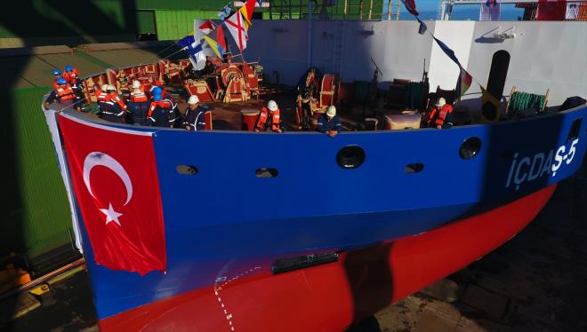 Sofistike ve son teknolojiyle donatlan gemi grubunda paslanmaz kimyasal tankerler 110 metre boyunda ve 18 metre geniliinde llere sahip.     14 ayda tamamlanan ve Almanya`daki bir firmaya ihra edilen "DA-29" isimli tanker, zellikleriyle armatrler tarafndan youn ilgi gryor.