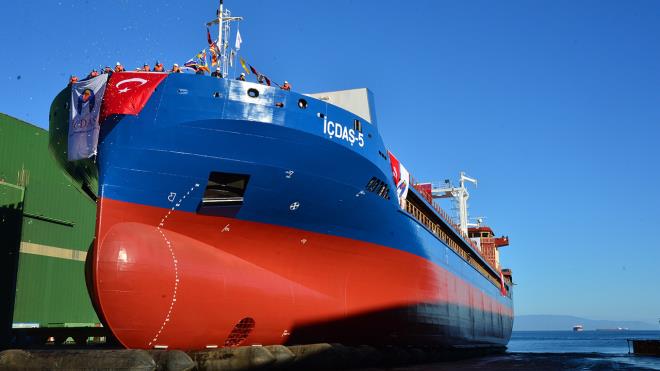 Trk mhendislerinin, gelien teknolojiyle projelendirdii yerli retim gemiler yurt dndan da byk talep gryor.     zellikle dnyada denizcilik sektrne hakim armatrlerce, tercih edilen gemiler kalite ve kullanllk bakmndan da listenin n sralarnda yer alyor.