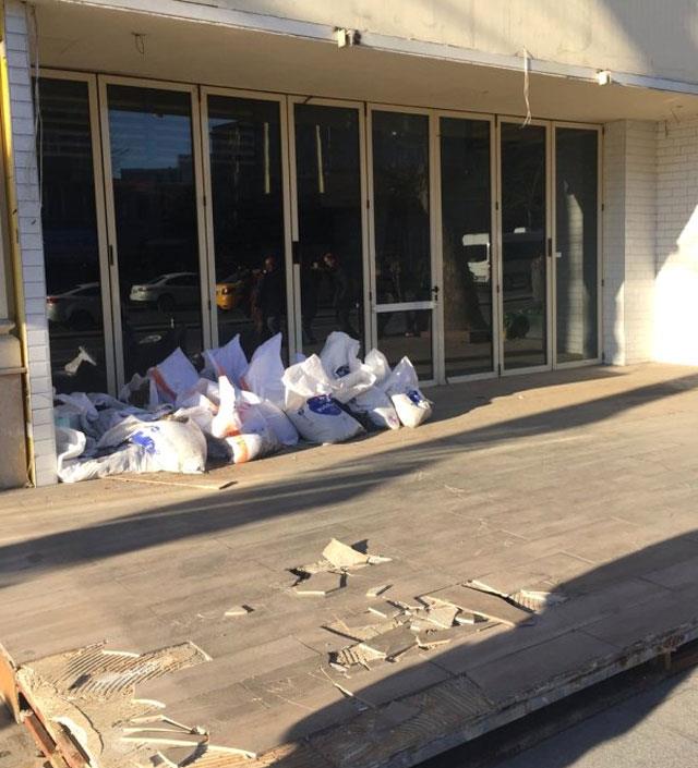 ZNCR HALNE GETRECEKLERD: Ticaret hayatna olduka iddial balayan Arda Turan, Sarhan'la kurduu lokantay Trkiye'de zincir haline getirmeyi planladklarn belirterek, Avrupa'da da ube ama planlar yapmt.