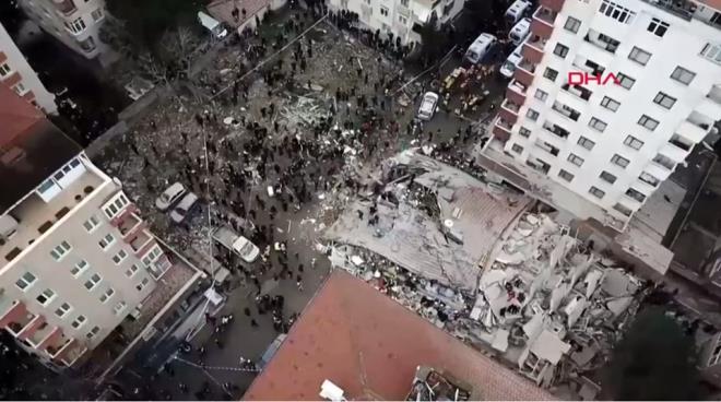 lk belirlemelere gre 1 kii yaamn yitirdi, yaral 4 kii ise kurtarlmaya allyor.