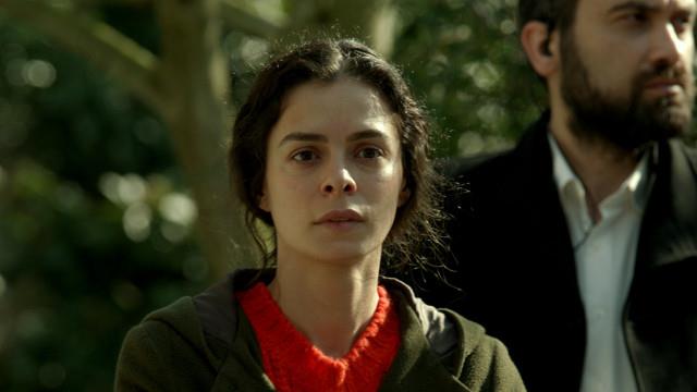 BYK SIR ORYAYA IKTI: Kadn son blme damga vuran sahnelerden biri de Arif'in Enver'e syledii itiraf oldu. Enver&#8217;in Arif ile dertletii blmde ise Arif&#8217;in bir kardeinin olduu ortaya kt.