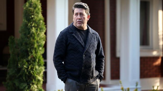 6 ubat aramba akam zirvede ise totalde TRT1 &#8216;deki Dirili Erturul 14.95 reyting ile zirvede yer ald. AB&#8217;de ise dizi 15.93 reyting ald.