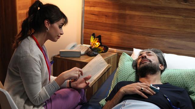 aramba akamlarnn dier fenomen dizisi Sen Anlat Karadeniz ise totalde 10.15 reyting ald. Vurgun, Dirili&#8217;in anca 3&#8217;te 1&#8217;i rating alrken, Fox TV&#8217;nin yeni iddial dizisini daha ilk gnden neden Dirili&#8217;in karsna koyduu anlalamad!..