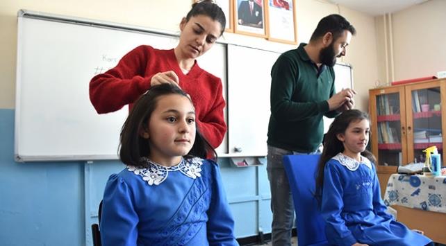 Ankara'da yaayan ve gzellik salonu ileten Eser Kansuva, "Bir ocuk okur, dnya deiir" sloganyla kitap kampanyas balatt. En byk destei ise mterilerinden grd.