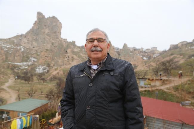 Karaaslan, "Genelde bu aylarda blgemizde bir sakinlik olurdu. Ancak mevcut younluk bizi memnun ediyor. Turizm sektr asndan 2019 gstergeleri ok iyi gidiyor. inli younluu geen yl da bu yl da ok iyi. in Halk Cumhuriyeti ile lkemiz arasndaki siyasi ilikilerin artmas turizmi olumlu etkiliyor. in devleti tarafndan tatilde Trkiye'ye gitmek isteyenler de tevik ediliyor. Dolaysyla ok fazla inli turisti blgemizde arlyoruz" dedi.