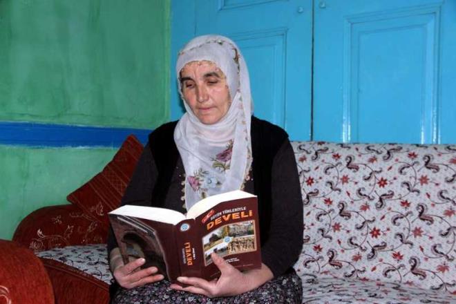 Ben de; &#8216;Ben rezil olmam, bende yrek var, sende de varsa bavur&#8217; dedim eime. nk eim lise mezunu, ben ilkokul mezunuyum. Eimle dvtk, az kalabal yaptk, eim gitti. Eim gidince ben de belediyede alan arkadam aradm, yarmadan ardklarn ve eimle tarttm syledim. Bana &#8216;Ko belediyeye gel&#8217; dedi. Belediyeye gittim oturdum, nk e-mail falan istiyorlar ben bilmiyorum. Orada her iimizi hallettik, uak biletlerimizi hazrladk. Eve geldim temizliimi yaptm, yemek hazrladm gidersem ne yapacaklar diye.