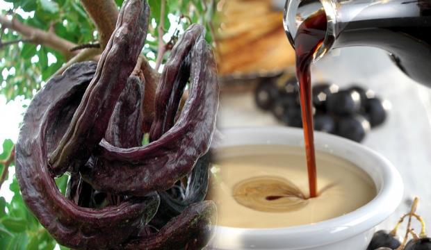 KEBOYNUZUNU YOURT LE KARITIRIP TKETRSENZ...    Pekmez ve yourt ierdikleri besinlerin ayn olmas nedeniyle beraber tketildiinde vitamin ve mineral oranlar der. Ancak keiboynuzu z yani ekirdeinin tozu ile tketildiinde birok fayda salar. zellikle kadnlara fayda salayan bu karmdan gnde bir kase tketilmesi tavsiye edilir.