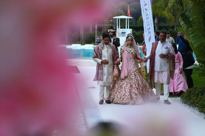 Hint dn organizasyonlar yapan Inventum Global'in Ynetici Orta Bnyat zpak, gazetecilere, dnn 3 gn 3 gece srdn belirterek, Trkiye'nin en yksek bteli dn olduunu syledi.