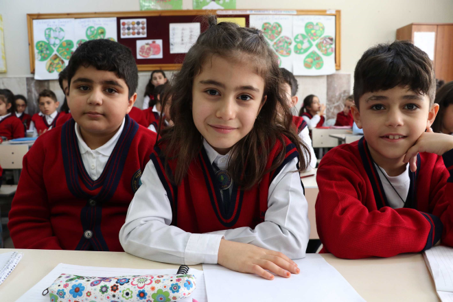 "MESLEK HAYATIMDAK EN ANLAMLI GNLERDEN BR"     Snf retmeni Metin, AA muhabirine yapt aklamada, rencisi Hiranur ile yaad o gnn, 23 yllk meslek hayatndaki en anlaml gnlerden biri olduunu syledi.