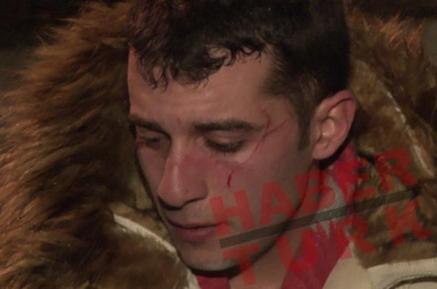 HALKA KFR ETT: Frat Altnmee, suratn gstererek "u halime bir bakn ya, benim anam s...., inallah sizin banza gelmez byle bir ey, ben halka mal olmu bir insanm, kendimi de s.... halkm da si...." diyerek kfrler savurdu.