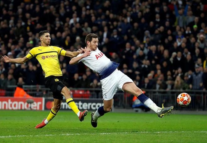 83. dakikada Jan Vertonghen fark 2'ye karrken, 86. dakikada Llorente fileleri havalandrarak skoru belirledi: 3-0