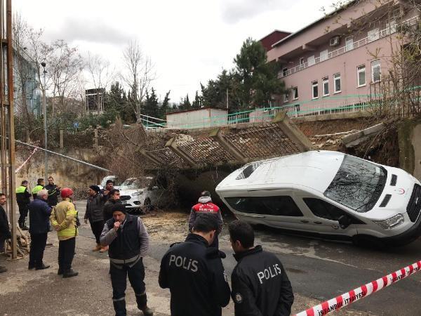 Beykoz Kaymakamlnn arkasnda bulunan istinat duvarnn kmesi sonucu 3 ara zarar grd.Alnan bilgiye Gmsuyu Mahallesi Smbl Sokak'taki Kaymakamlk binasnn arkasnda bulunan otopark blmnde, henz belirlenemeyen nedenle istinat duvar kt.