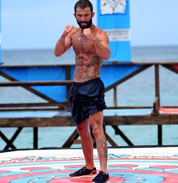 te Turabi amkran&#8217;n aklamalarndan satr balar&#8230;  ok zor bir yarma 2 blm bitti. Geriye 6 blm kald. Artk nereye kadar gittim, elendim mi, elen medim mi? greceiz&#8230;.Burada katldm yarma ile oradaki yarma ok farkl. Burada alkla savayoruz, orada akl cesaretle.