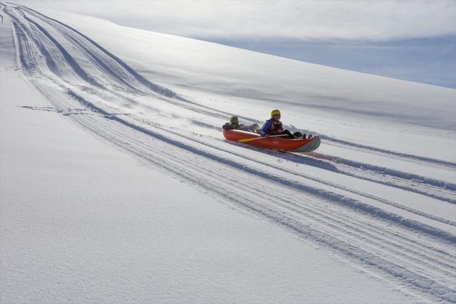 "ok heyecanlandrd"    retmen Hamdi nan da daha nce atak ay'nda rafting yapma imkan bulduunu anlatt.