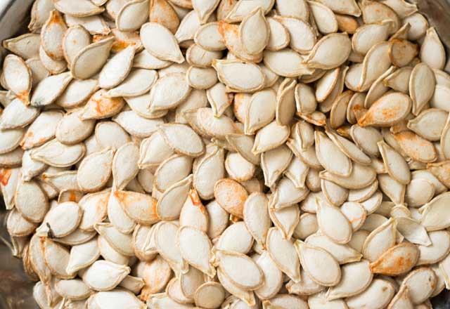 inko  <br>  Yetikinlerin gnlk inko ihtiyac 3 mg... Sakatatlar, etler, balk, buday rueymi, kabak ekirdei, badem, ceviz ii ve peynirde yksek miktarda inko bulunuyor.