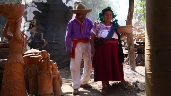 "Ona hayranm. Hi zlmedi. Hatta bana 'alama ben bu evin erkeiyim, alp rzkmz kazanacam' dedi."