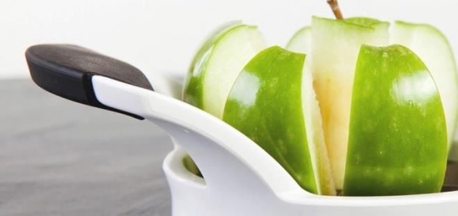 ELMA<br>    Yzde 85 sv ieren elma kas ve sinir sistemi asndan etkili olan besinler arasndadr. Uyumadan nce tketilen bir tane elma yurgunluk hissini ortadan kaldrarka rahat bir uyku ekmenizi salar.