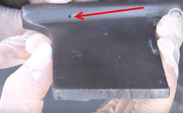 Yavaa bu paray kendimize doru ekiyoruz. <br> Aslnda iinde gizli bir kamera bulunuyor.