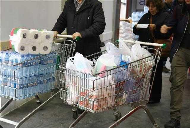 Baz tketicilerin parayla ald poette market reklam yapmak istemediini belirten Bursa Tketiciler Dernei Bakan Stk Ylmaz, yle konutu: