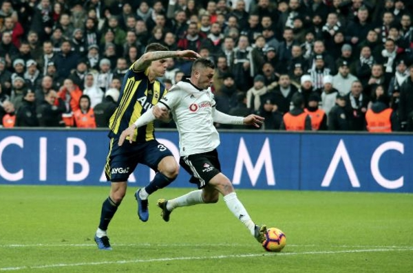 AD (Hollanda): Fenerbahe, Beikta'a kar lgn ekilde geri dnd!