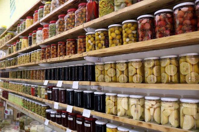 lk defa baz meyvelerin turusunu grdklerini belirten vatandalar ise &#8220;Muzun, mandalinann, ilein ve narn turusunu ilk defa grdk. Bunlarn da turusu olur mu dedik. Bu lezzetleri tatmakta fayda var&#8221; eklinde konutu.