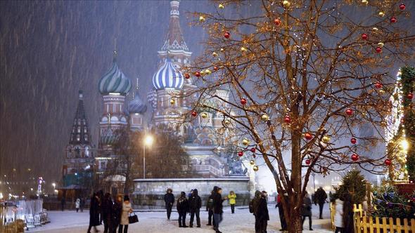 Rusya'da yllk devlet niversitesi creti 1.500 &#8211; 4 bin dolar, zel niversite yok.