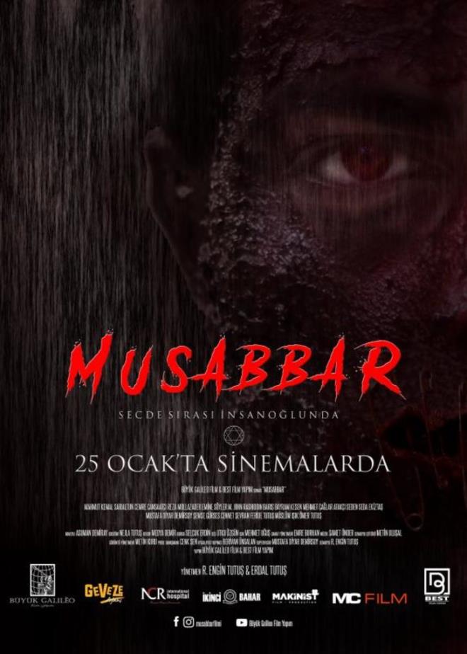 Yerli korku Musabbar&#8217;n ynetmen koltuunda Engin ve Erdal Tutu ikilisi oturuyor. Barollerini Mahmut Kemal Saraltun, Cemre Cansaat ve Reza Mollazade gibi isimlerin paylat film 1 Mart 2019&#8217;da sinemalarda.
