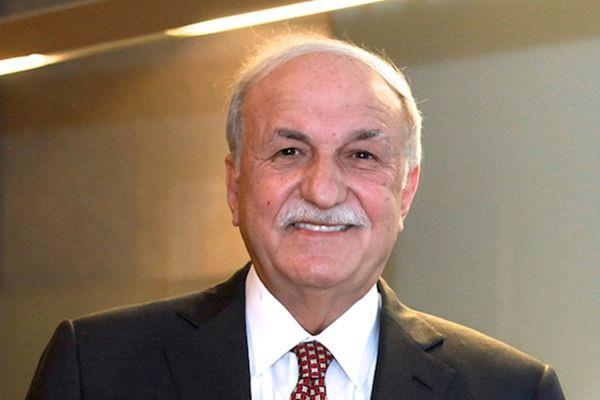 Trkiye&#8217;nin en zengin nc insan 2.1 milyar dolar ile Hsn zyein oldu.