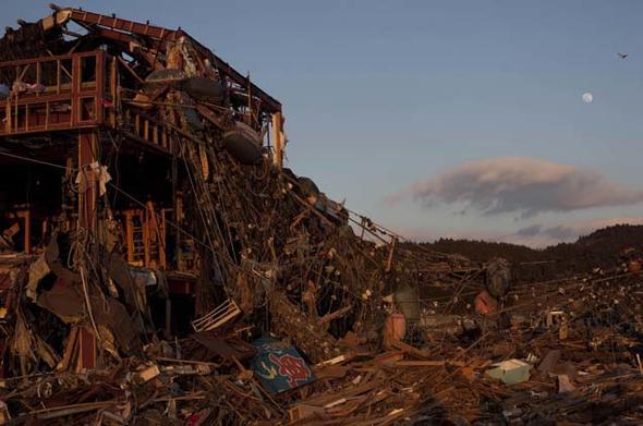 Hoogerbeets'in ilk tahmini doru km ve Gney Amerika lkesi Ekvador'da 7.5 byklnde deprem meydana gelmiti.