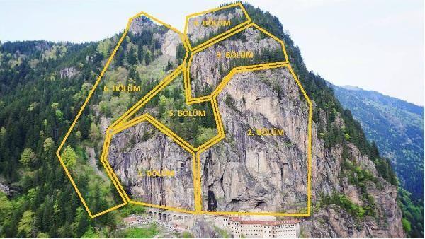 Trkiye'nin nemli tarihi, turistik ve inan mekanlarndan olan, yerli ve yabanc binlerce turistin ziyaret ettii Maka'daki Karada eteklerinde bulunan tarihi Smela Manastr'nda, 4 yl nce balatlan restorasyon almalarnda sona geliniyor. Manastrda, kaya ve buz ktlelerinin derek olumsuzlua yol amamas iin endstriyel daclardan oluan zel ekiple srdrlen 'yama slah almas'nn byk blm tamamland. Ekipler, 3 aamada yrtlen almalarda 79 bin metrekare alanda kaya temizlii gerekletirdi.