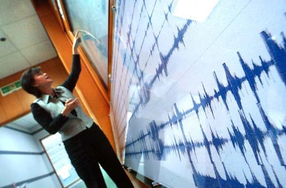 Frank Hoogerbeets, iki depremin olutuu artlarla 26 ubat 2019'daki artlarn birebir benzerlik gsterdiine dikkat ekmiti.