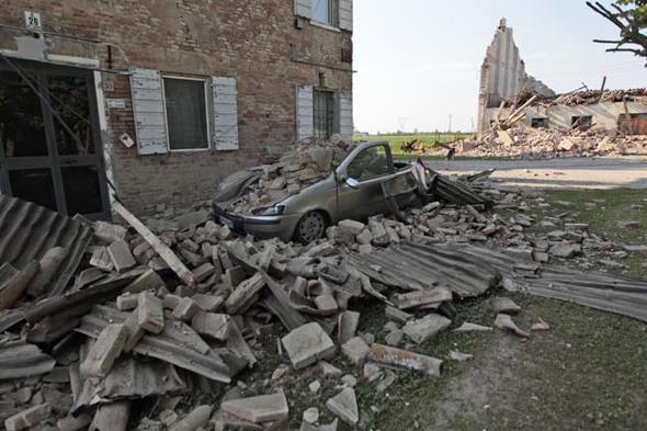 Yeni nesil deprem tahmincisi Frank Hoogerbeets 7 ve zeri bir deprem iin tekrar tarih verdi.