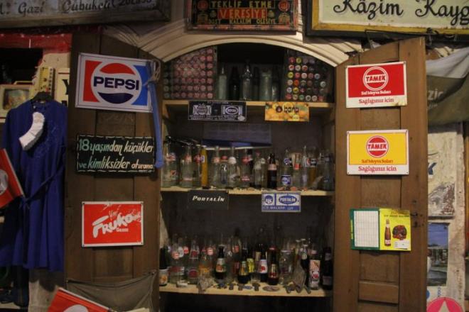 Byklerinden eskiye dair hikayeler dinlediini ifade eden elik, "Burada 1930'l yllara kadar eyalar mevcut.