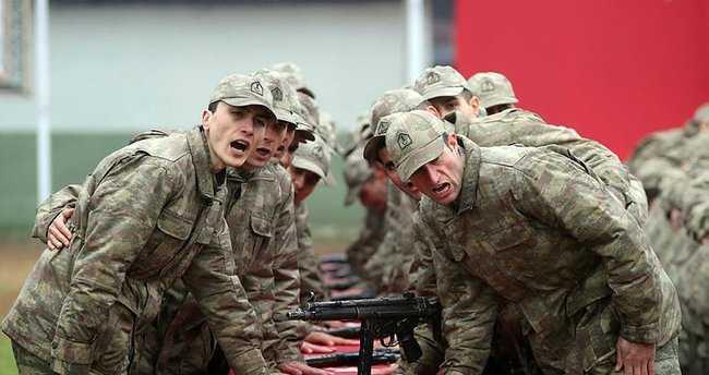 - Genlerimize askerlik esnasnda, askerlik sonrasnda ve grevlerini yaparlarken eitli imkanlar, destekler de salanacak.<br>   - Lisans ve lisansst eitim yapan genlerimiz yedek subay olacaklar. 2 ay temel ve snf eitimi alacaklar, 10 ay ktalarda maal olarak grev yapacaklar ve daha sonra terhis olacaklar. Ama isterlerse subayla geecekler, istek ve ihtiya durumuna gre.