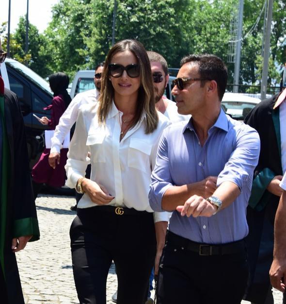 Emina, Acarkent'teki evi kiraya verip Zorlu Center'a tanma karar ald.