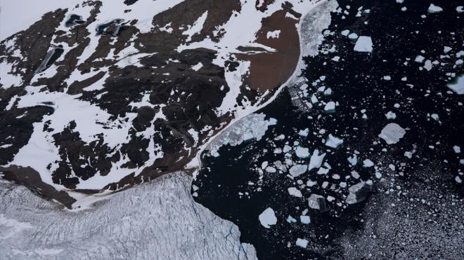 14 milyon kilometrekarelik alanyla dnyann 5`inci byk ktas olan Antarktika, Gney Yarmkre`nin en gneyinde yer alyor.