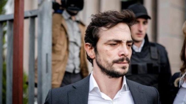 Kural, 5 yl ierisinde baka bir sua kart iin uyuturucudan ald 10 aylk hapis cezasn yatacak.  <br>  nl oyuncu, konuyla ilgili imdilik sessiz..