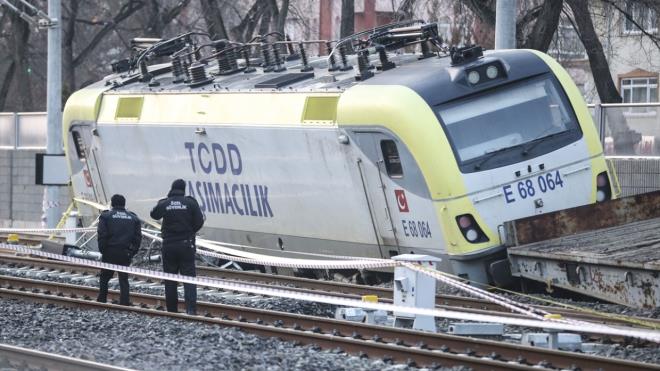 Olay sonras blgeye itfaiye ve Afet ve Acil Durum Mdrl (AFAD) ekipleri sevk edildi.