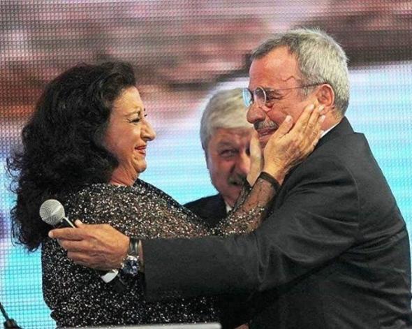 Eski bir fotoraf sayfasnda yaynlayan Perran Kutman altna "Doum gnn kutlu olsun canmz evket Altu! Nice mutlu ve salkl, huzur dolu yllara!" notunu dt.