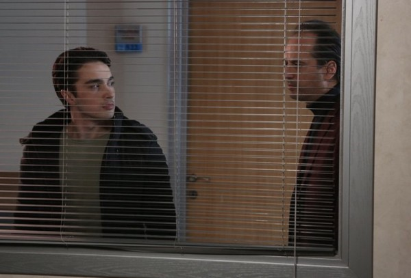 Ksa sre iinde YouTube zerinden 150 milyondan fazla izlenen Reynmen'in Derdim olsun arks Glperi dizisinin fragmannda ald. Daha nce arky duymayan Glperi izleyicileri, arky  hemen sosyal medya zerinden aratmaya balad.