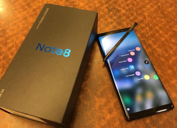 Android Pie gncellemesi Galaxy Note 8'lere geldi.  Bylece telefonlarn hem batarya mr uzad, hem de hz artt. Peki Android Pie gncellemesi baka hangi telefonlara geliyor?
