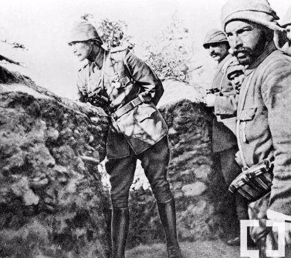 Mustafa Kemal Atatrk, anakkale Savalar'nda Siperde
