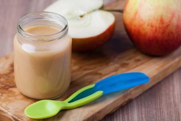 AA muhabirinin, Tarm ve Orman Bakanlnn tketicilere ynelik hazrlad brorden Tketici Haftas nedeniyle yapt derlemeye gre, gda alveriinde vatandalarn dikkat etmesi gereken baz unsurlar bulunuyor. Buna gre, ambalajsz besinler ile ambalaj yrtlm veya bozulmu besinler satn alnmamal. zellikle ambalajn bombelememi olmasna dikkat edilmeli. Alveri yaparken, zorunlu etiket bilgilerinin yer ald ambalajl ve etiketli besinler tercih edilmeli. Etiketi tahrip olmu, okunmayan rnler satn alnmamal.