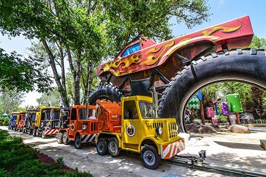 Cumhurba�kan� Recep Tayyip Erdo�an taraf�ndan 20 Mart �ar�amba g�n� a��lacak olan T�rkiye’nin ve Avrupa’n�n en b�y�k tema park� Wonderland Euraisa’n�n giri� �cretleri de belirlendi.