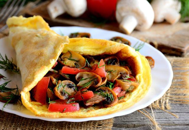 zellikle bu aylarda sabah uyanmak ve gne balamak zorlar. Bunu amann en basit yolu ise gne salkl bir kahvaltyla balamaktr. Yumurta, beyaz peynir, bol yeillik, 1 tatl ka bal veya pekmez, posal ekmek salkl bir kahvalt mnsdr.